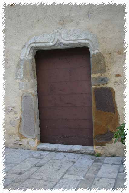 photo de la porte des cagots de l'église Nptre-Dame de Cardesse